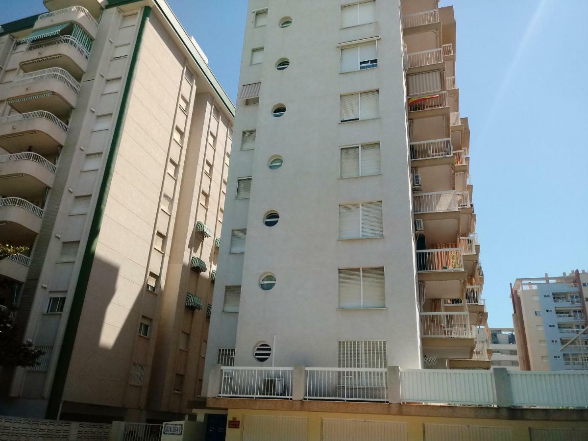 Apartamentos Gandia Grau Y Playa 3000 Exteriör bild