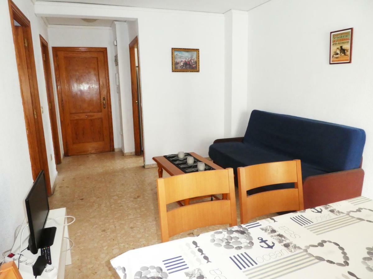 Apartamentos Gandia Grau Y Playa 3000 Exteriör bild